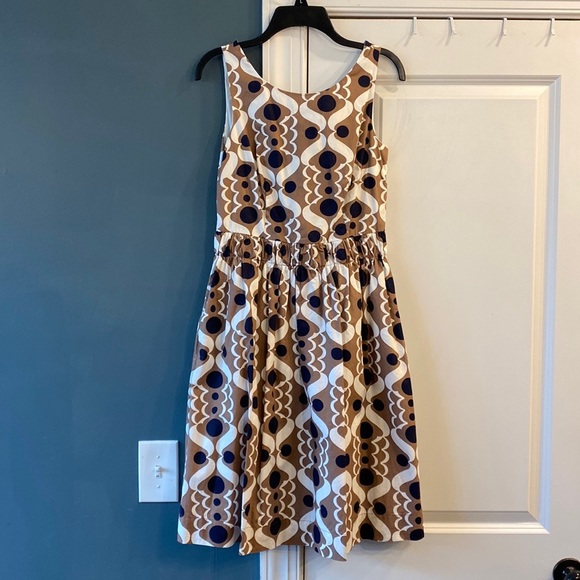 Boden Beatrice Dress - Picture 2 of 6